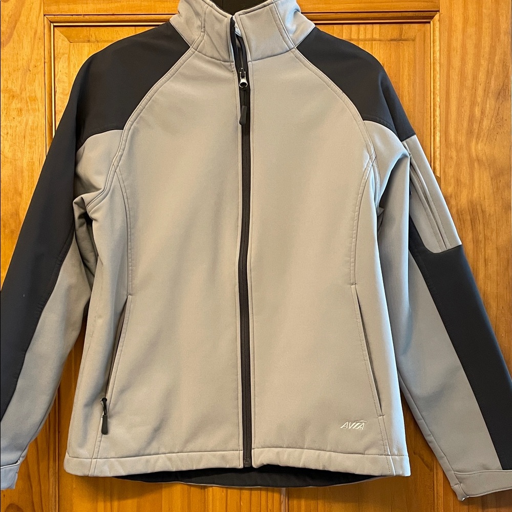 Avia Women’s Black and Gray Jacket